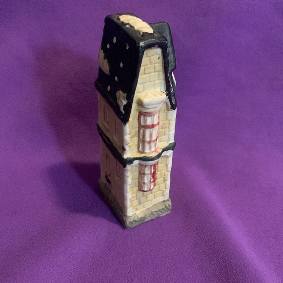 Vintage ceramic mini hotel - Picture 2 of 4